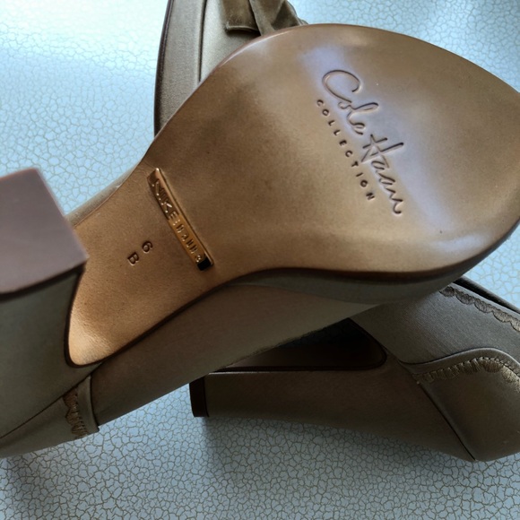 Satin heels - Picture 3 of 5